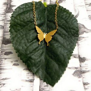 STAINLESS STEEL MINI MINIMALIST GOLD BUTTERFLY NECKLACE
